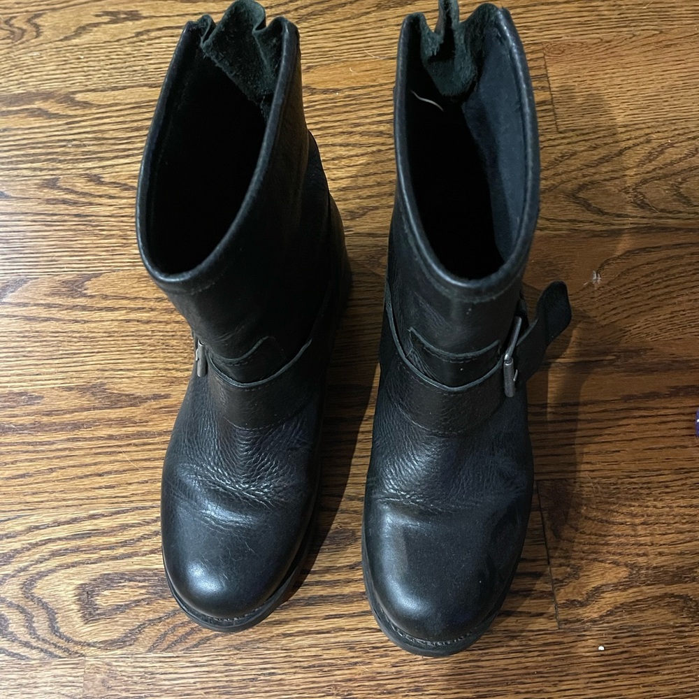 Eric Michael Boots. Size 38 Black